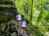 Mae Wang trekking